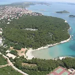 Buco Seafront & Fastfood