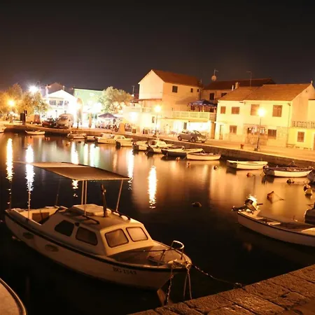 Apartament Buco Seafront & Fastfood