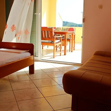 Appartement Buco Seafront & Fastfood