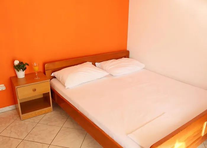 Апартаменты Buco Seafront & Fastfood *